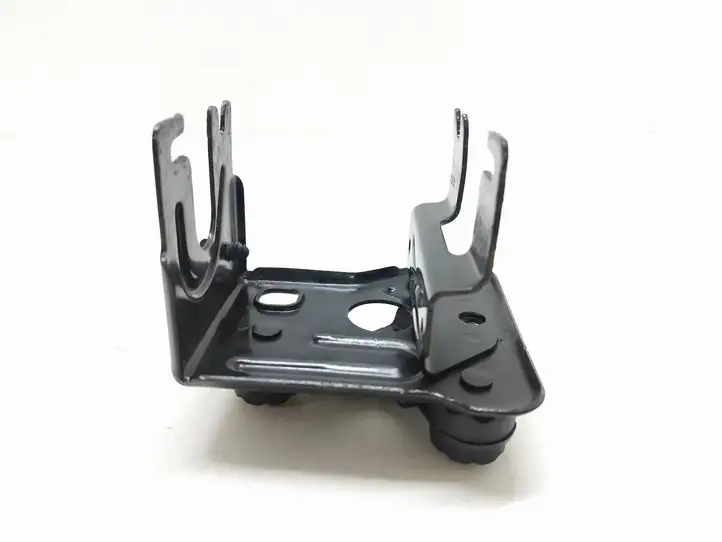 Jaguar I-Pace (2018 - )  J9D32C325AC Кронштейн охладителя EGR