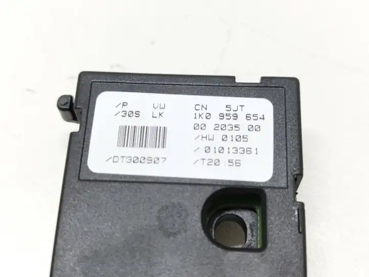 Skoda Octavia Mk2 (1Z) (2004 - 2013) 1K0959654 Датчик угла поворота руля — фото 2