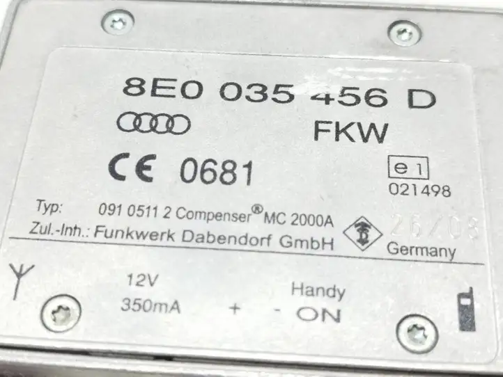 Audi A6 S6 C6 4F (2008 - 2011) 8E0035456D Усилитель антенны — фото 5