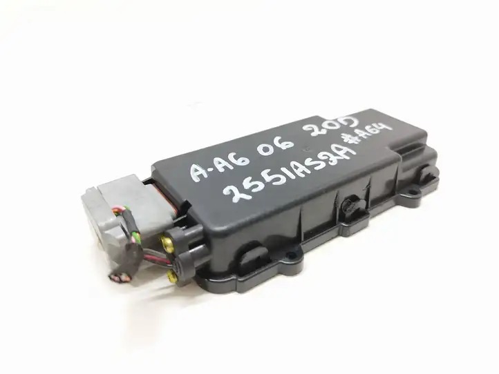 Audi A6 S6 C6 4F (2004 - 2008) 5RLJ34E1UK Блок GSM — фото 2