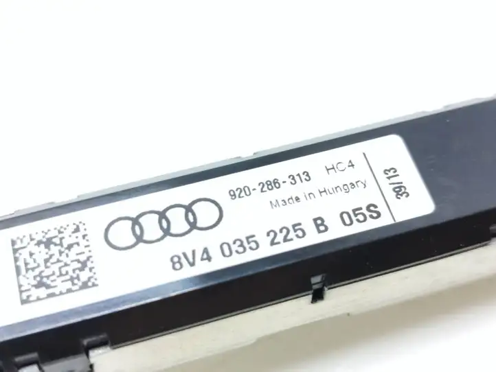 Audi A3/S3 8V (2012 - 2016) 8V4035225B Усилитель антенны — фото 6