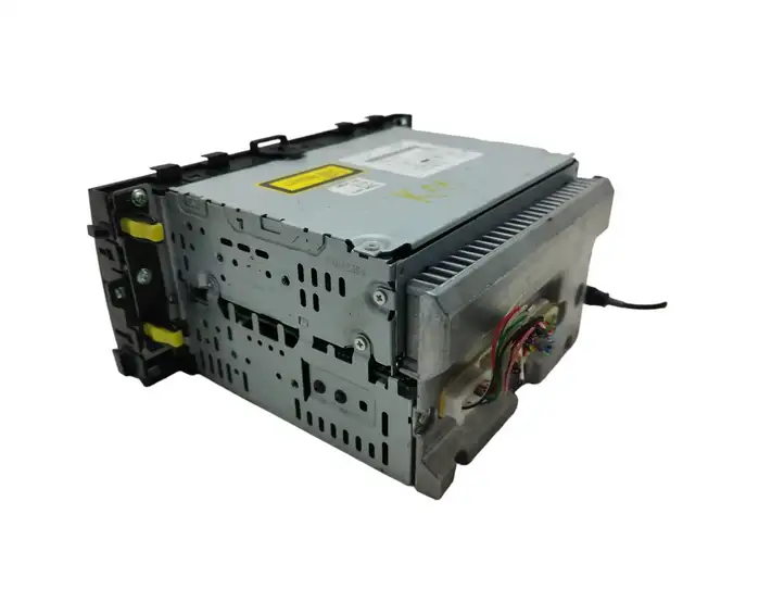 Toyota Prius (XW20) (2003 - 2009)  8612047221 Радио/ проигрыватель CD/DVD / навигация