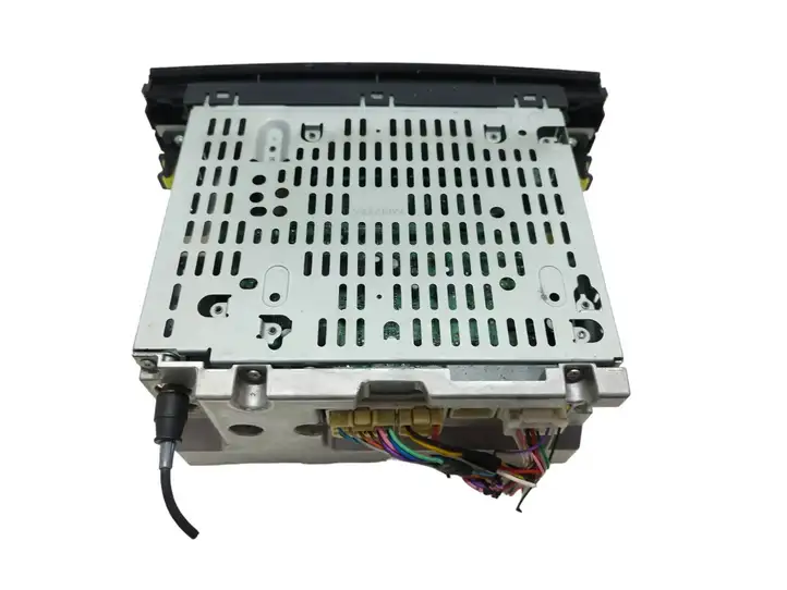 Toyota Prius (XW20) (2003 - 2009)  8612047221 Радио/ проигрыватель CD/DVD / навигация