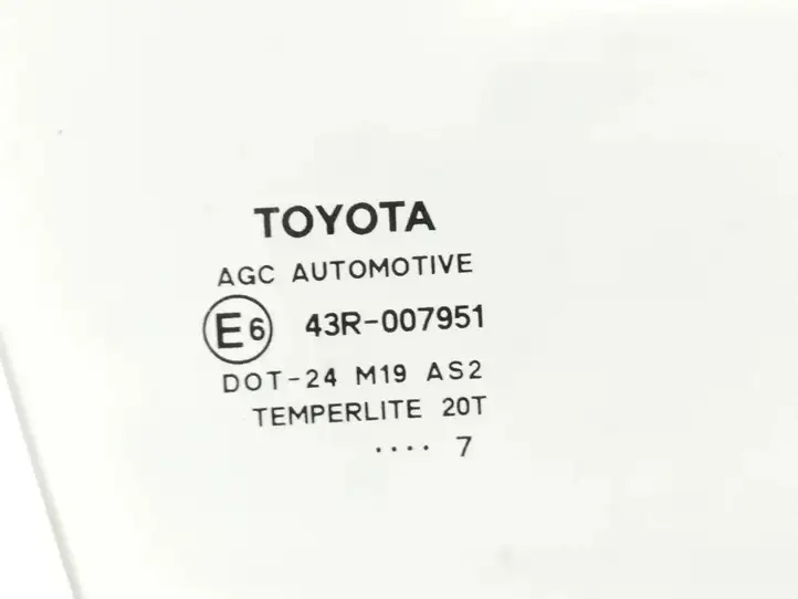 Toyota Auris 150 (2006 - 2012) 43R007951 Стекло передней двери — фото 4