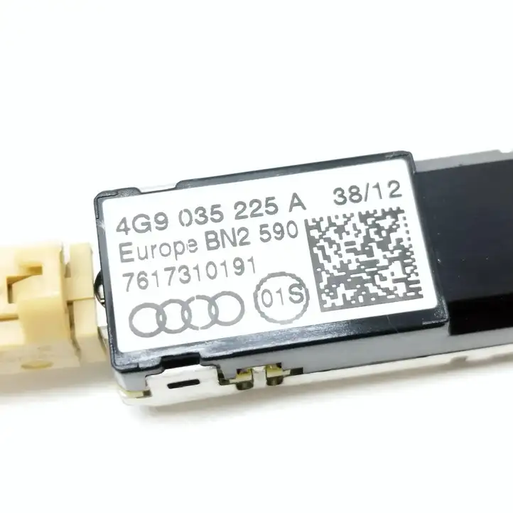 Audi A6 Allroad C7 (2012 - 2014) 4G9035225A Усилитель антенны — фото 5