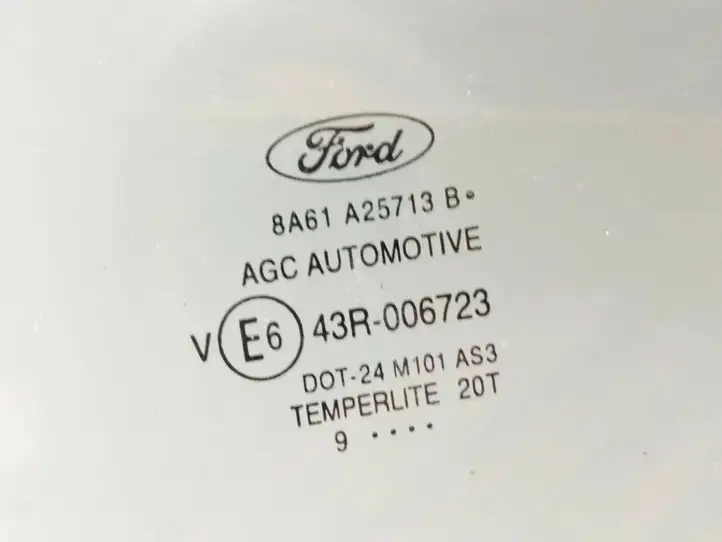 Ford Fiesta (2009 - 2012) 8A61A25713B Стекло задней двери — фото 4
