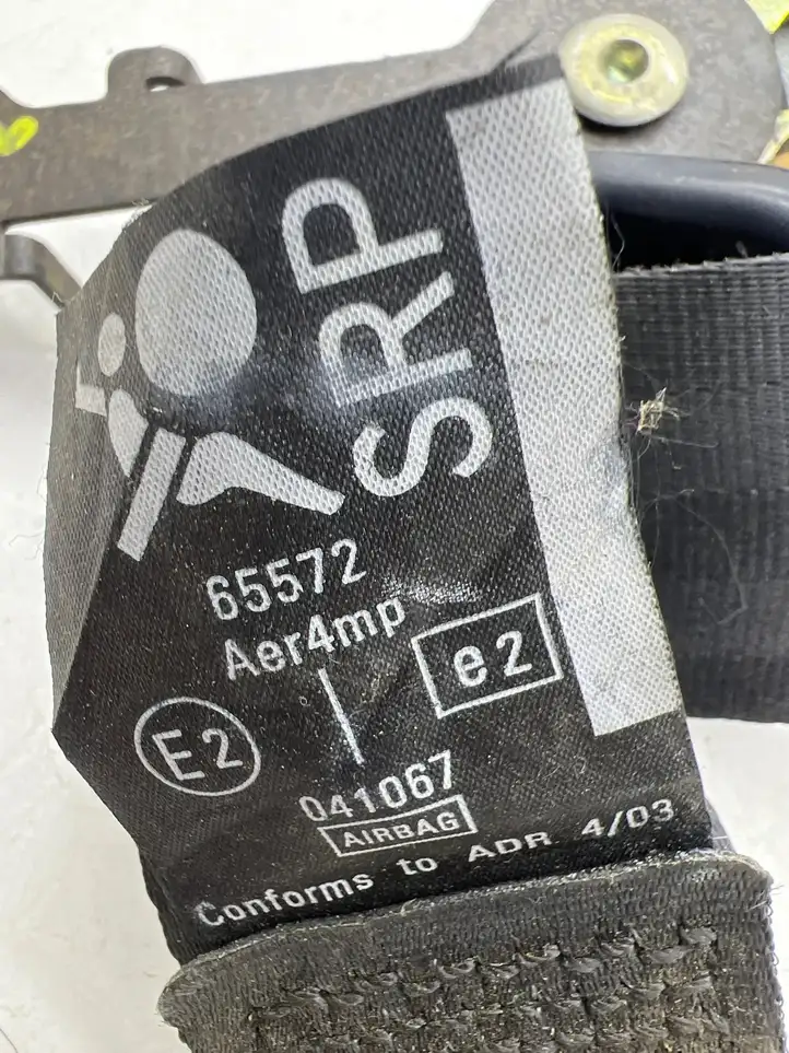 Renault Clio II (2001 - 2005) 068564ARB Передний ремень безопасности — фото 2
