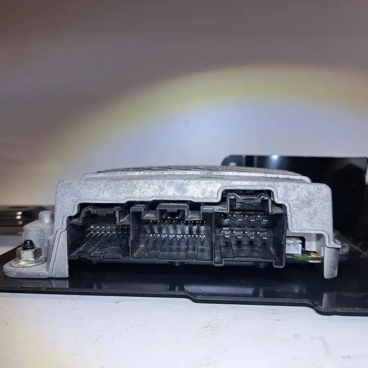 Mazda 3 II (2011 - 2013) BHR166A20 Усилитель звука — фото 3