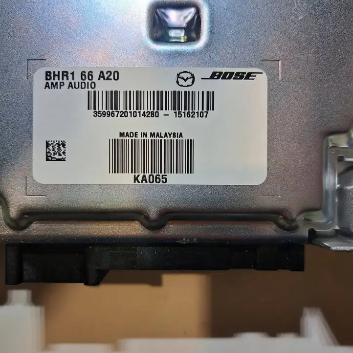 Mazda 3 II (2011 - 2013) BHR166A20 Усилитель звука — фото 5