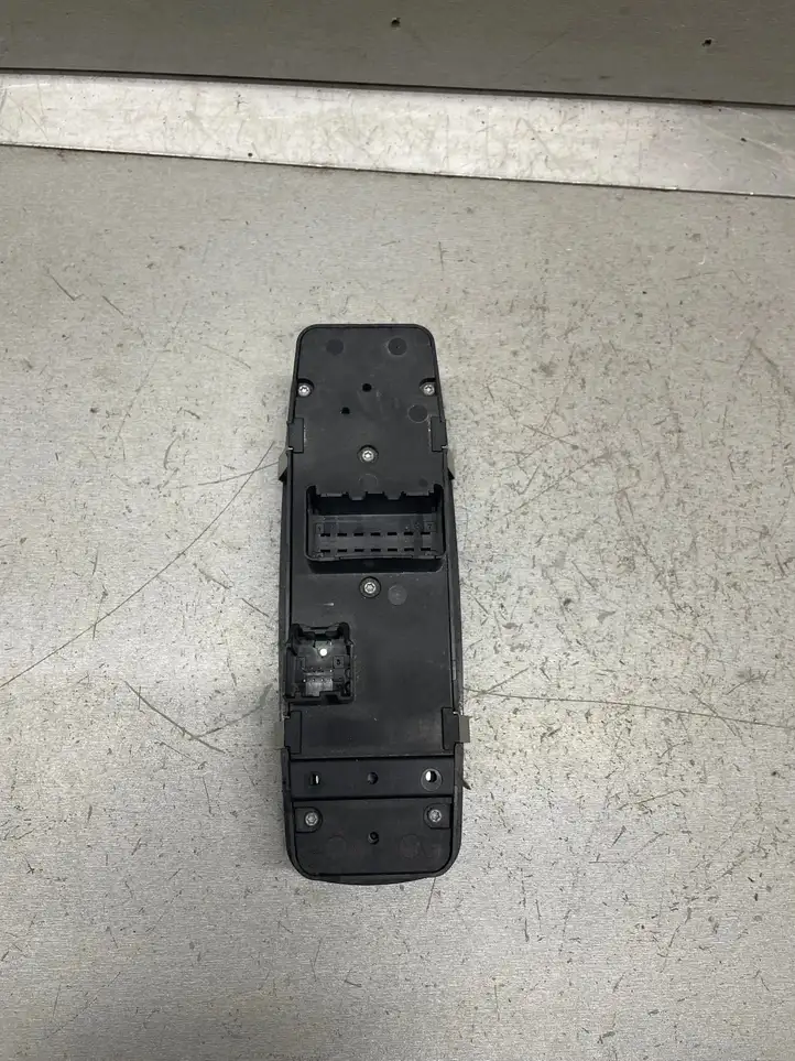 Dodge Grand Caravan (2007 - 2020) 68110871AA Кнопка стеклоподъемников — фото 3