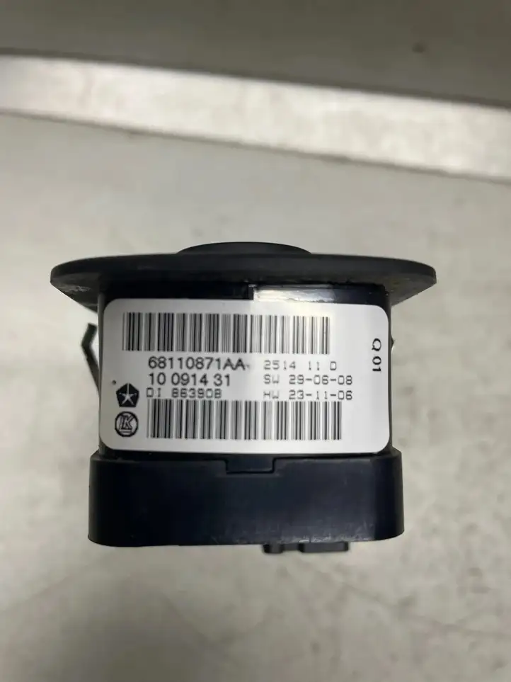 Dodge Grand Caravan (2007 - 2020) 68110871AA Кнопка стеклоподъемников — фото 5