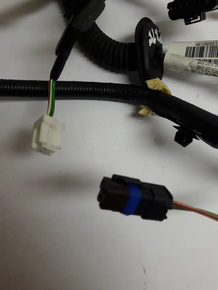 Renault Kadjar (2015 - 2018) 241269619R Проводка задней двери — фото 5