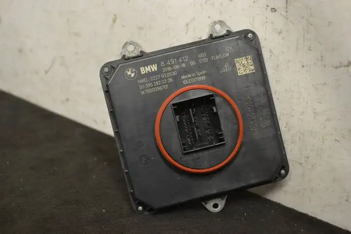 BMW 5 G30 G31 (2016 - )  8491412 Модуль фонарей