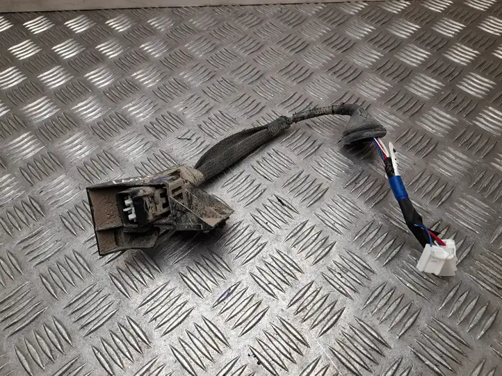 Toyota RAV 4 (XA40) (2012 - 2018) 8218142101 Прочая электропроводка — фото 1