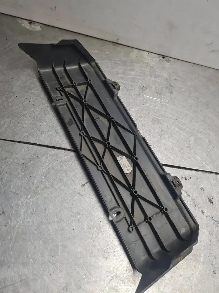 Volkswagen Multivan T4 (1991 - 2003)  701857243 Другая деталь салона