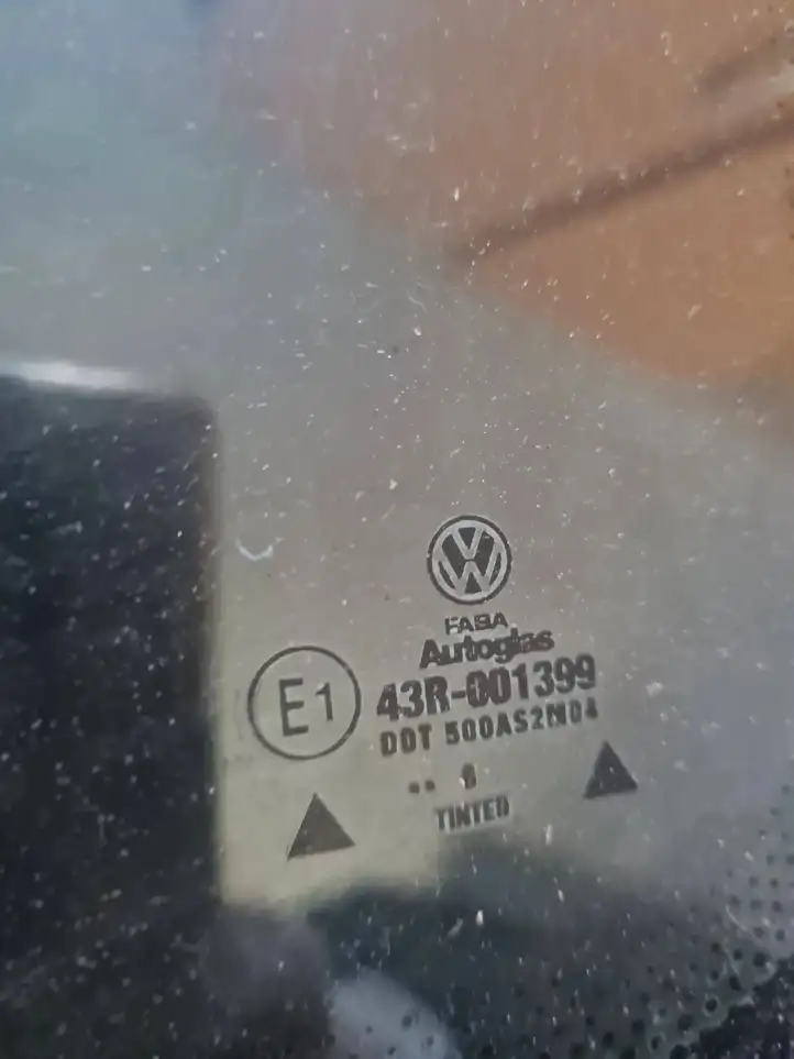 Volkswagen Multivan T4 (1991 - 2003) 43R001399 Форточка двери — фото 3