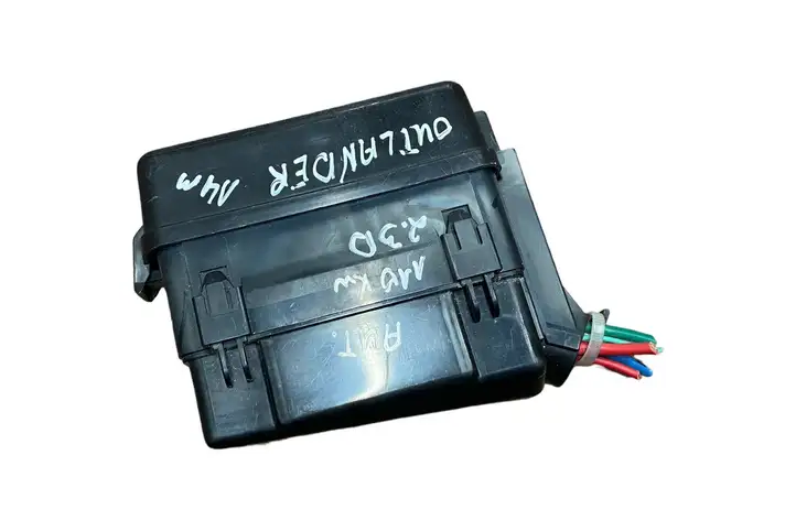 Mitsubishi Outlander (2012 - 2014)  MR301971 Блок предохранителей