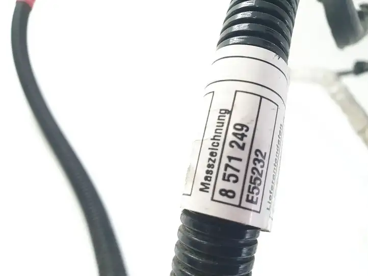 BMW 1 F20 F21 (2011 - 2019) 8571249 Плюсовой провод аккумулятора — фото 4