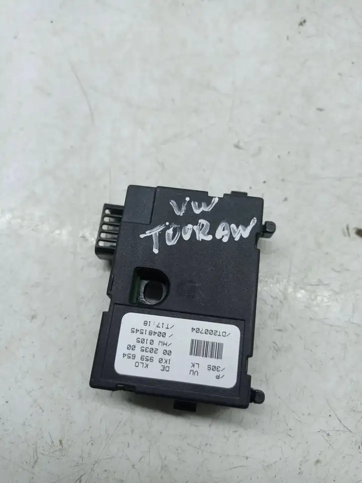 Volkswagen Touran I (2003 - 2010) 1K0959654 Датчик угла поворота руля — фото 3