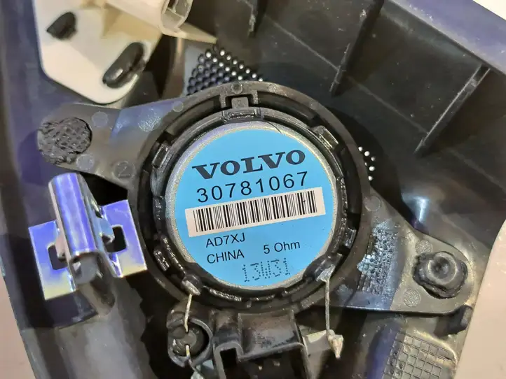 Volvo V70 (2007 - 2013) 30781067 Динамики передних дверей — фото 4