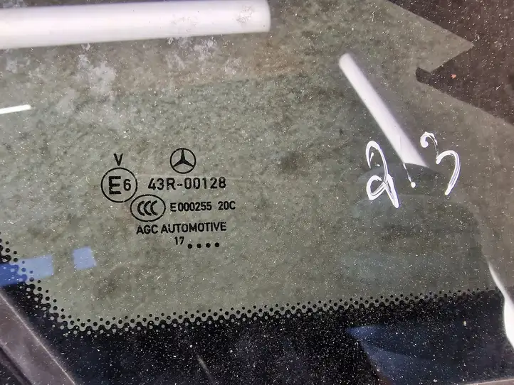 Mercedes-Benz E W238 (2017 - ) A2386708700 Заднее боковое стекло — фото 3