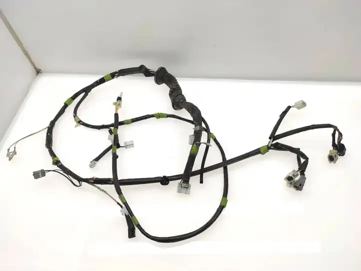 Toyota RAV 4 (XA30) (2006 - 2016) 82184422 Жгут проводов крышки багажника — фото 1