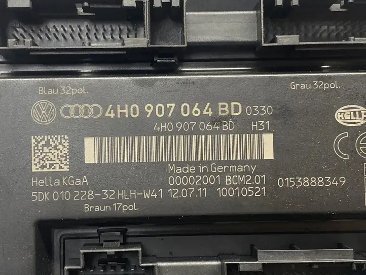 Audi A8 S8 D4 4H (2010 - 2014) 4H0907064BD Модуль управления кузовом (BCM) — фото 3