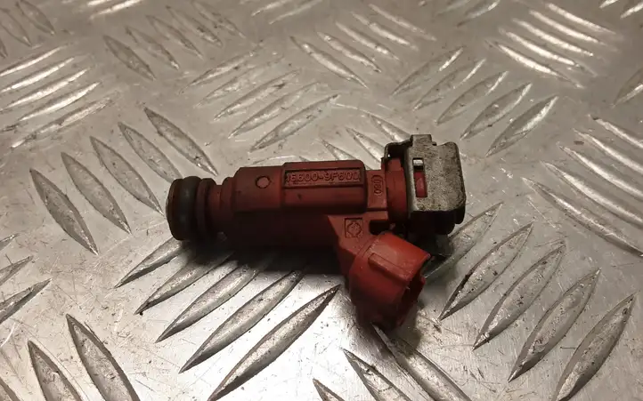 Nissan Primera (2001 - 2008) 166009F600 Форсунка — фото 2