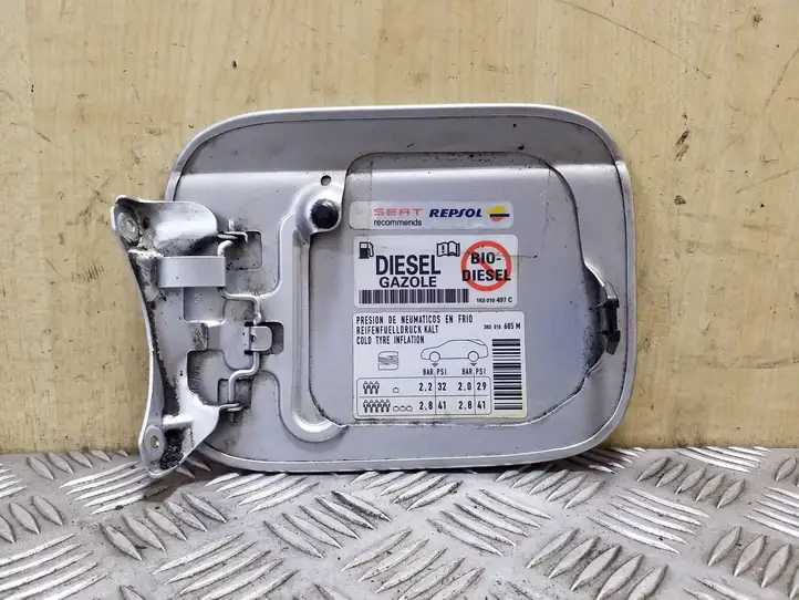 Seat Exeo (3R) (2008 - 2013) 8E0809905E Крышка топливного бака — фото 1