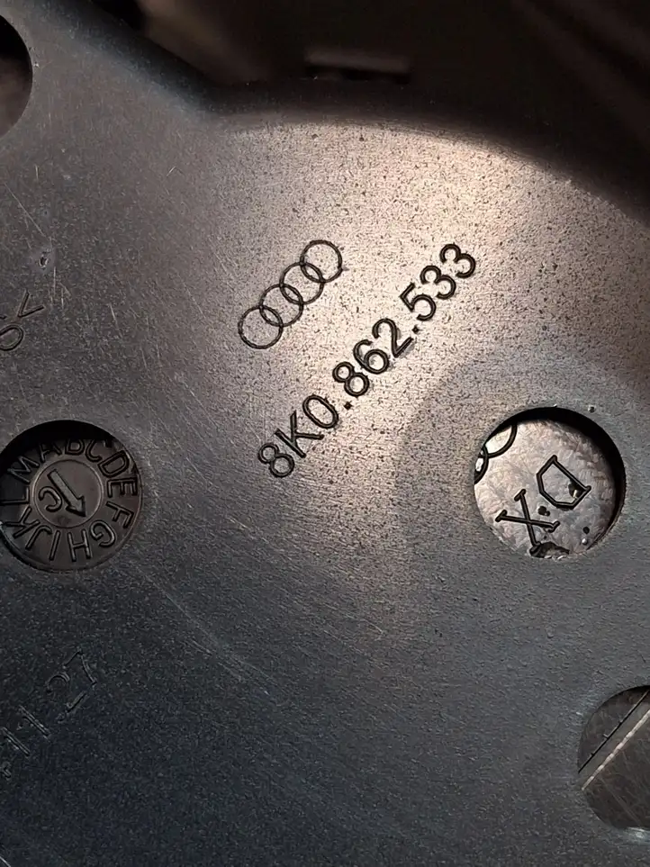 Audi A4 S4 B8 8K (2007 - 2011) 8K0864981F Центральная консоль — фото 10