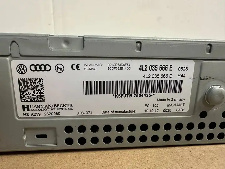 Audi Q7 4L (2009 - 2015) 4L2035666E Магнитола / мультимедийная система — фото 3
