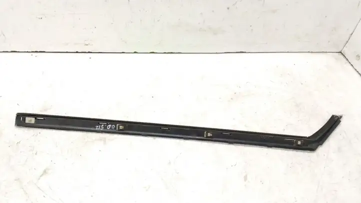 Citroen C6 (2005 - 2012)  9646289380 Отделка заднего бокового стекла