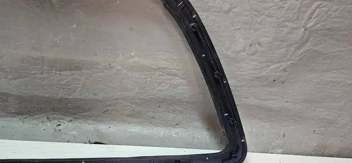 Chrysler Pacifica (2016 - ) 68227297AD Облицовка заднего бокового стекла — фото 8