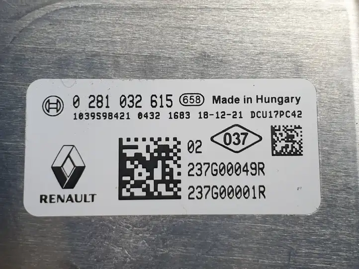 Renault Trafic III (X82) (2014 - )  0281032615 Блок управления AdBlue