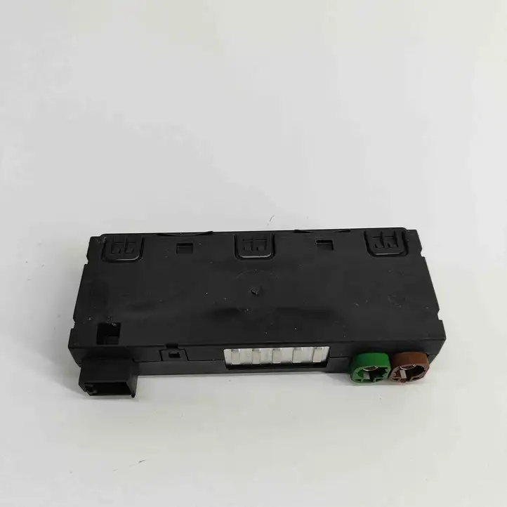 Audi e-tron (2018 - )  5N0035736A Разъем USB