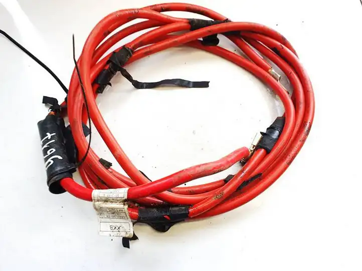 BMW X1 E84 (2009 - 2015) 13318810 Прочая электропроводка — фото 2