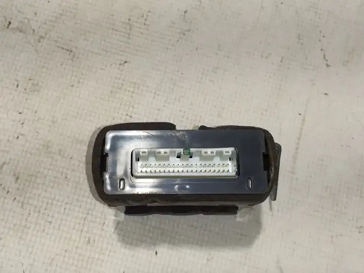 Toyota Land Cruiser (J120) (2002 - 2009) 8973060080 Блок управления сигнализацией — фото 3