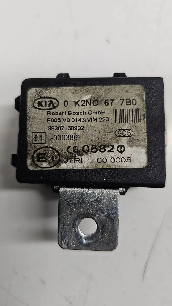 Kia Sorento (2002 - 2006) 0K2NC677B0 Блок иммобилайзера — фото 2