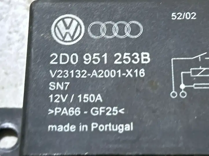 Volkswagen Touareg I (2002 - 2010) 2D0951253B Блок предохранителей — фото 3