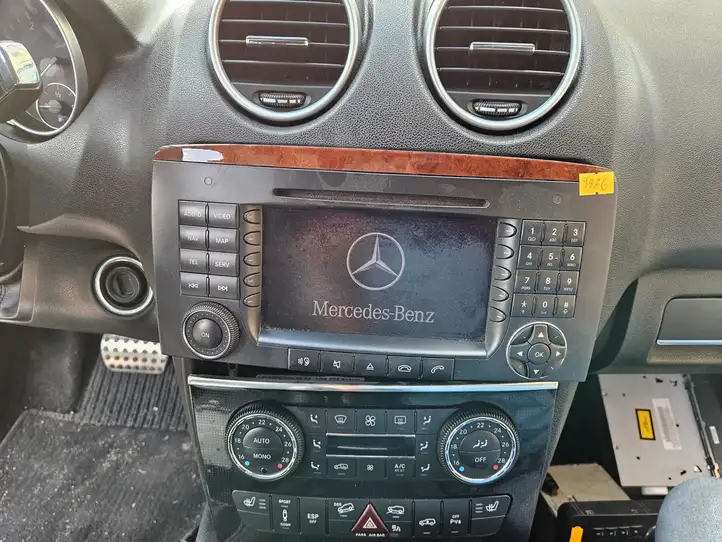Mercedes-Benz R W251 (2005 - 2013) A2518200979 Магнитола / мультимедийная система — фото 10