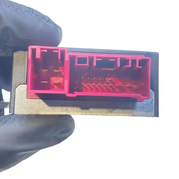 BMW 5 F10 F11 (2009 - 2016) 7426095 Блок управления топливным насосом — фото 6