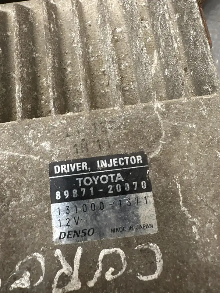 Toyota Corolla Verso E121 (2004 - 2007) 8987120070 Блок управления форсунками — фото 3