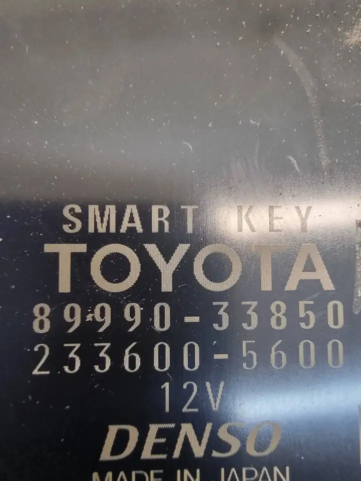 Lexus ES VII XZ10 (2020 - ) 8999033850 Блок бесключевого доступа — фото 3