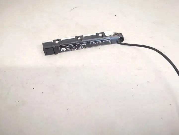 Volkswagen Golf V (2003 - 2009) 1k6035577ac Блок управления антеннами — фото 1