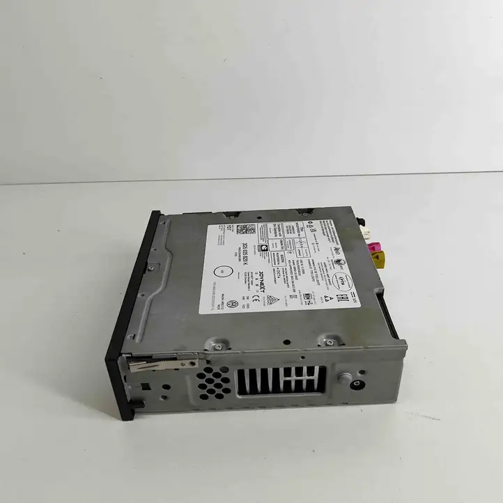 Volkswagen Tiguan (2020 - 2024)  3G5035820K Блок управления навигации (GPS)