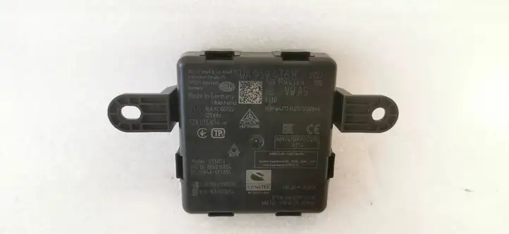 Audi A3/S3 8Y (2020 - ) 5WA959436H Блок бесключевого доступа — фото 1
