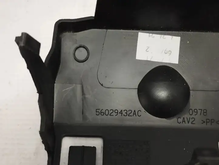 Dodge Ram (2018 - )  56029432AC Другая деталь салона