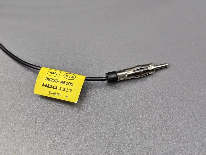 Hyundai i30 (2012 - 2015)  96220A6100 Другой проводник