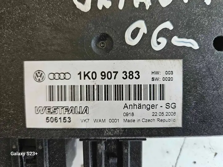 Skoda Octavia Mk2 (1Z) (2004 - 2013) 1K0907383 Блок управления фаркопом — фото 2