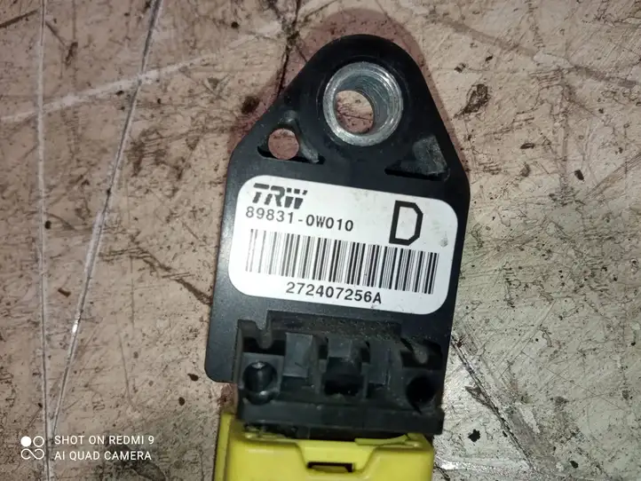Toyota Corolla Verso AR10 (2004 - 2009) 898310W010 Датчик удара SRS — фото 4